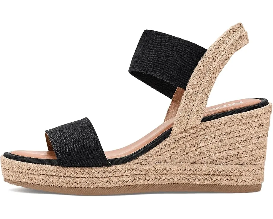 Босоножки Brittni на платформе от MIA с открытым носком