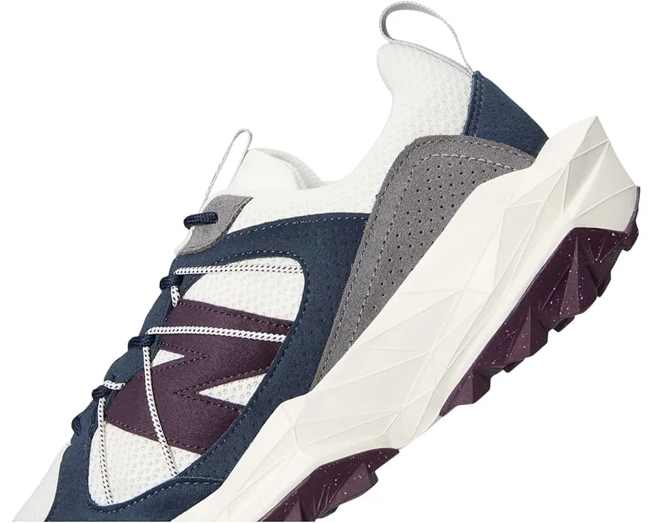 Трейловые кроссовки New Balance Tektrel с межподошвой DynaSoft и протектором AT Tread