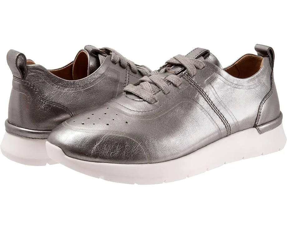 Кроссовки SoftWalk Stella из кожи с перфорацией
