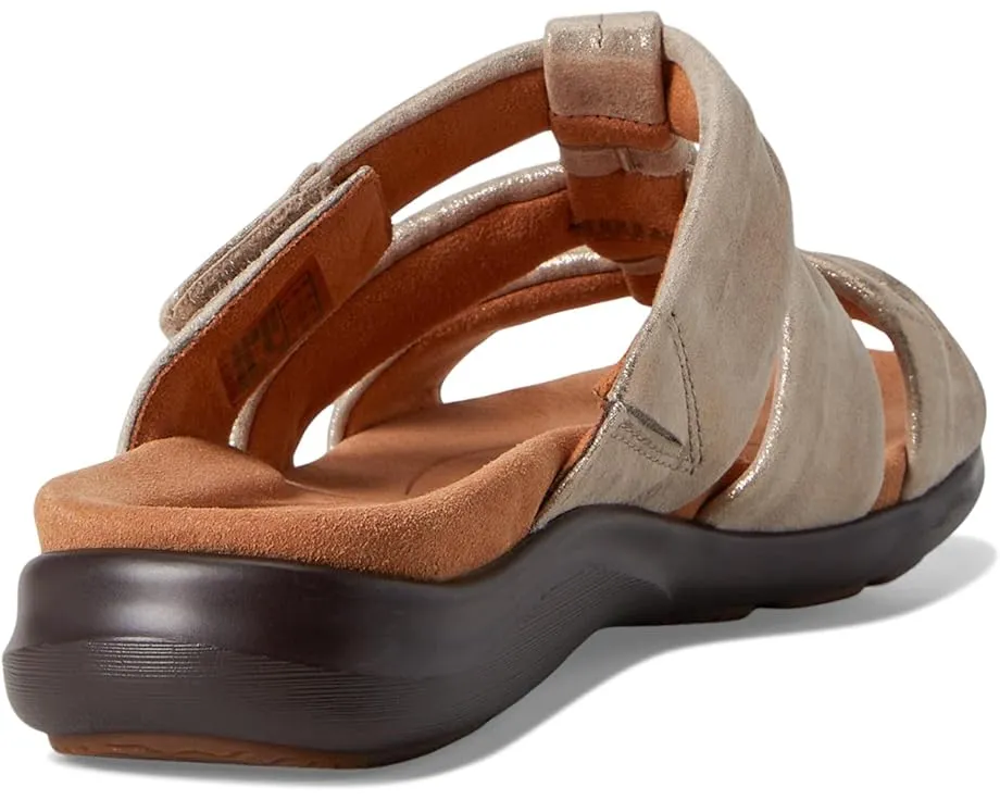 Сандалии Clarks Kitly Slide с лазерной резьбой и регулируемым ремешком