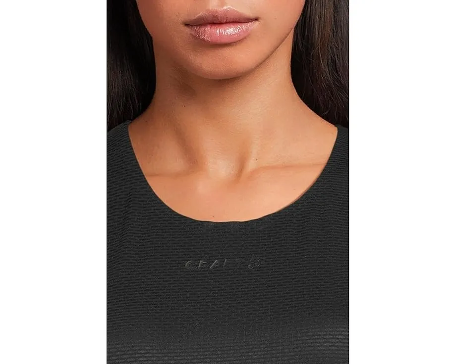 Craft Pro Dry Nanoweight майка для интенсивных тренировок с сетчатой тканью