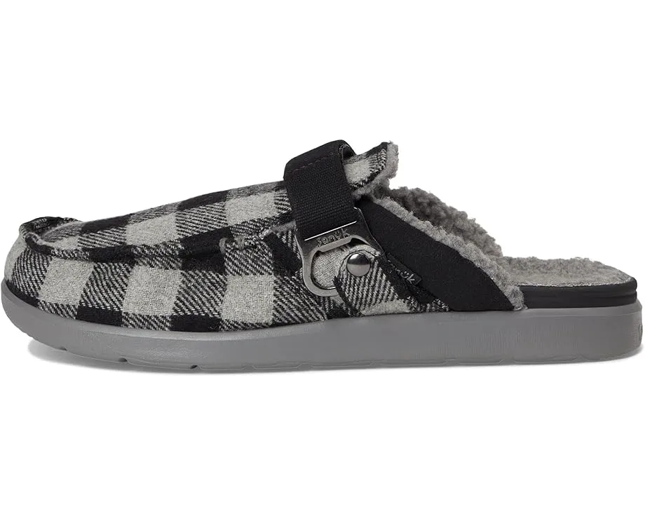 Тапочки Happy Hour Lite Buffalo Chill с искусственным мехом и открывалкой Sanuk