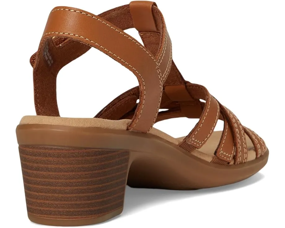 Сандалии Emily 2 Rose Clarks на квадратном каблуке с ремешками и стелькой Ultimate Comfort