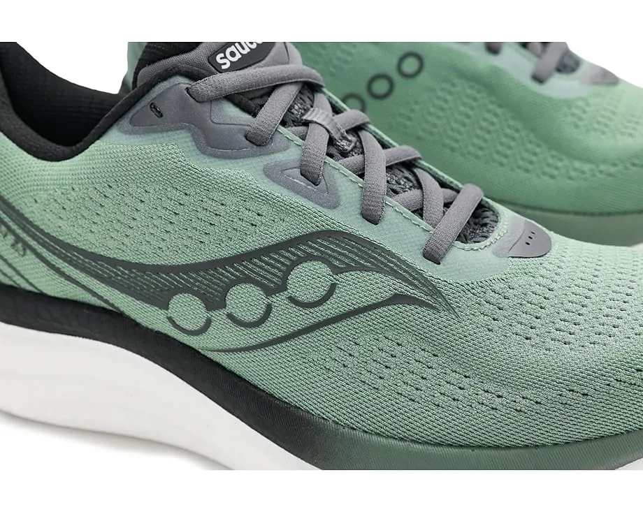 Беговые кроссовки Saucony Triumph 23 с технологией PWRRUN PB и подошвой XT-900