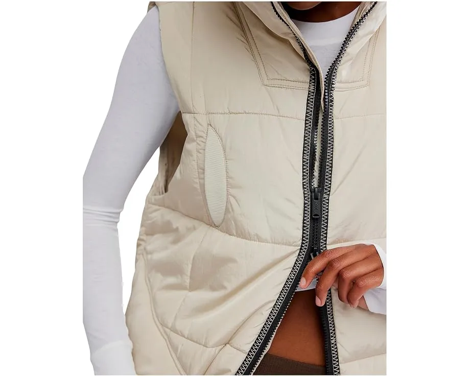 FP Movement Утепленный жилет On The Move Packable Vest Бежевый