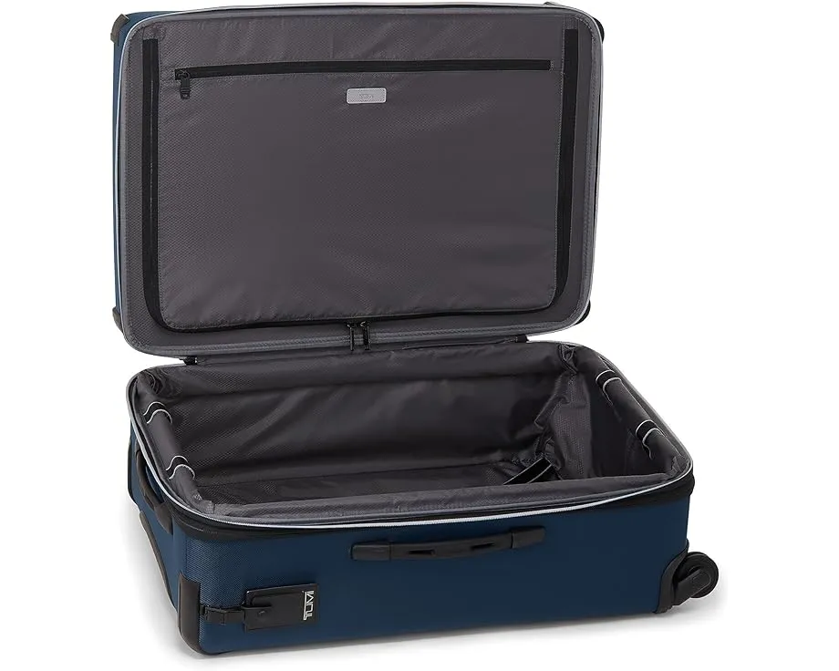 Чемодан Tumi Aerotour на 4 колесах для коротких поезд с расширяемым отделением