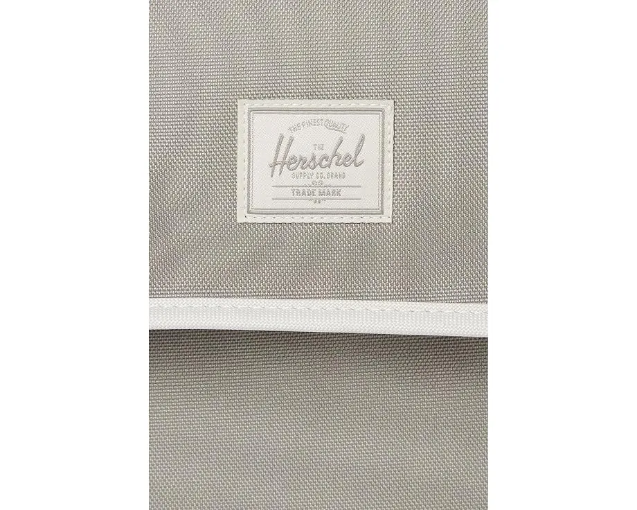 Сумка-мессенджер Herschel Supply Co. Cove из переработанных материалов