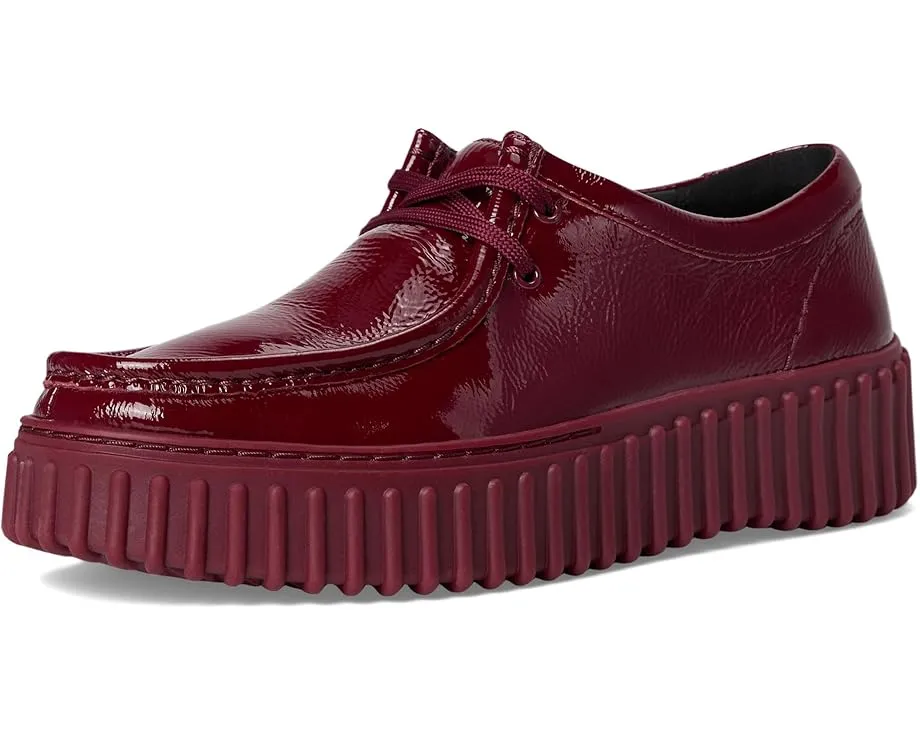 Туфли Clarks Torhill Bee из замши с кожаной стелькой