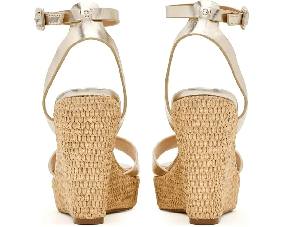 Босоножки Nine West Hanlow на танкетке черные
