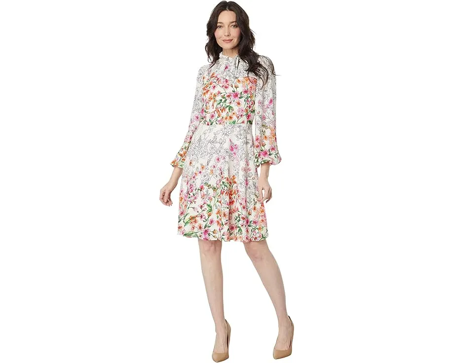 Короткое платье Maggy London с длинными рукавами и завязкой на шее
