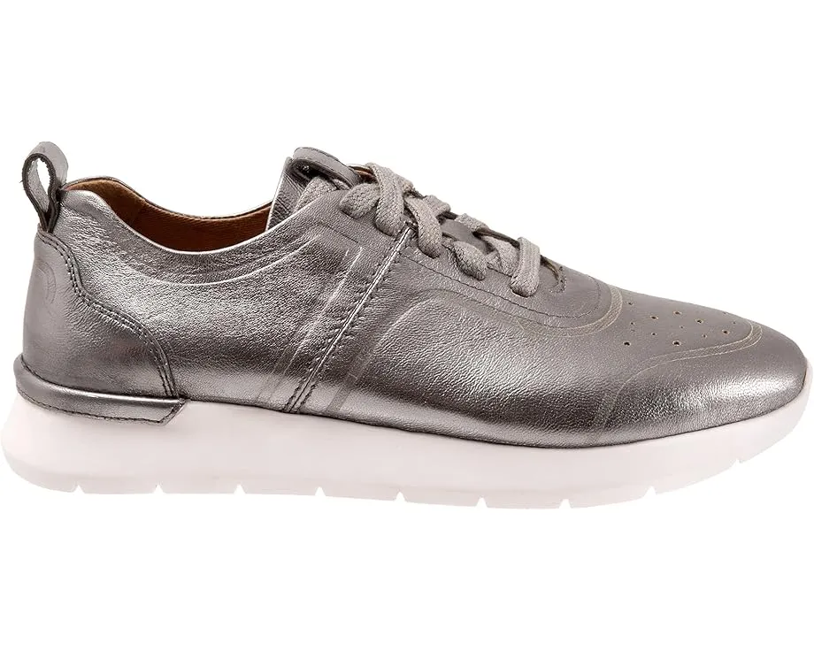 Кроссовки SoftWalk Stella из кожи с перфорацией