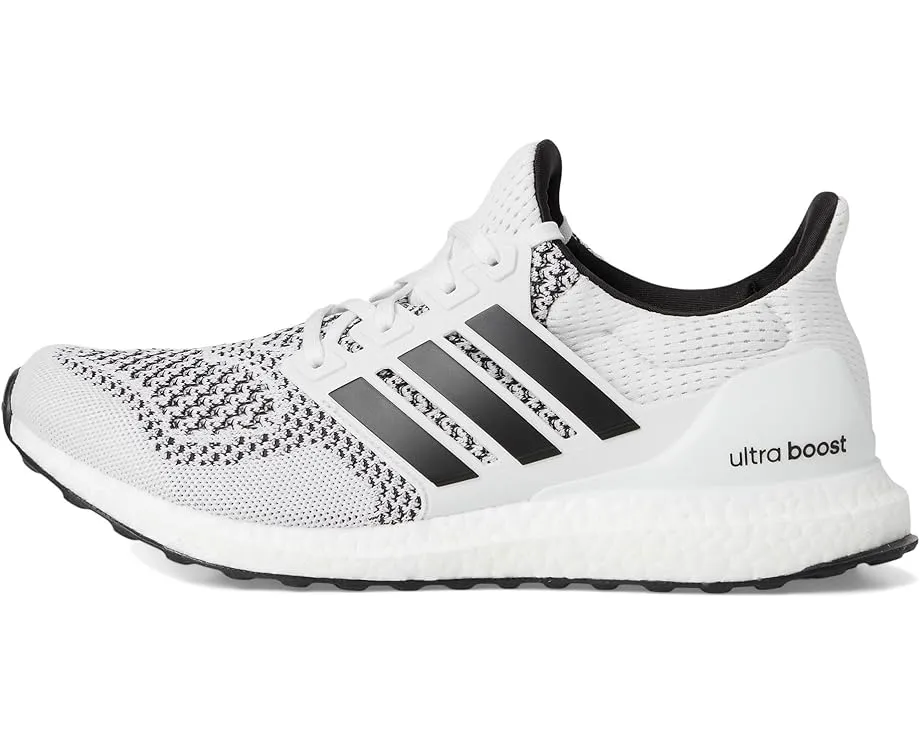 Беговые кроссовки Adidas Ultraboost 1.0 с технологией BOOST