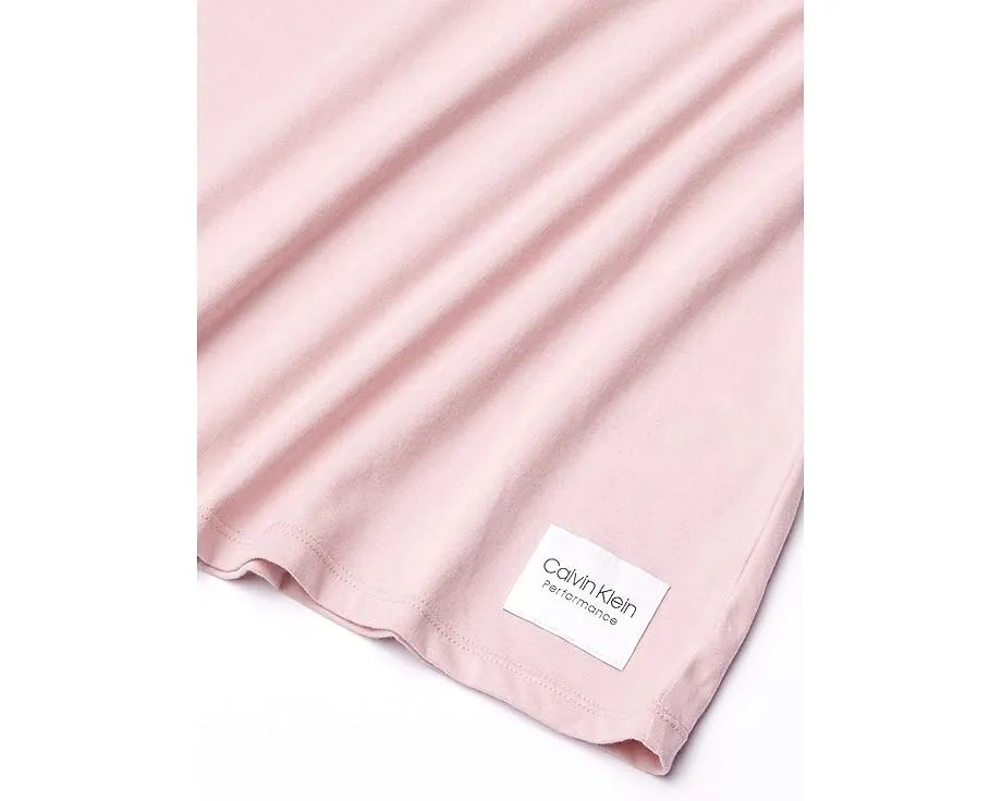 Футболка с V-образным вырезом от Calvin Klein