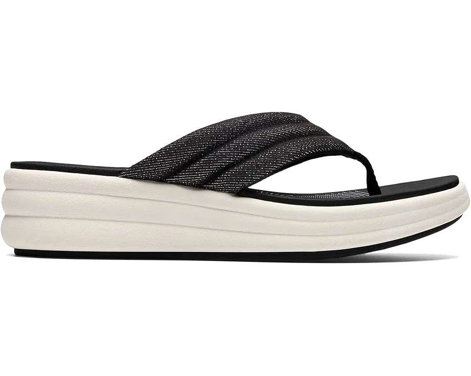 Сандалии Clarks Drift Carmen на клиновидной подошве с гибкой подметкой