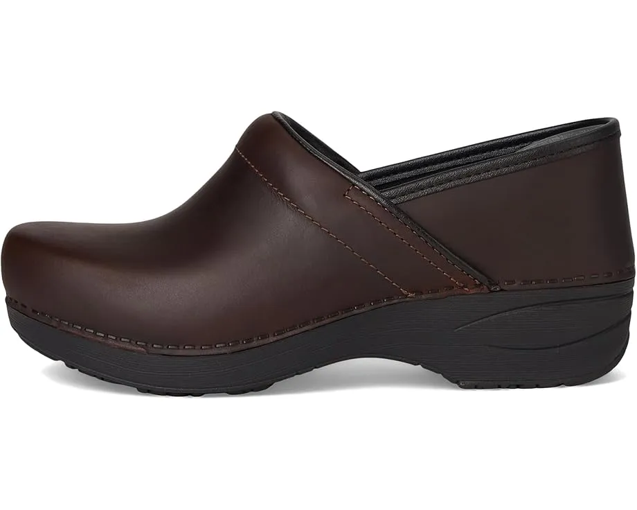 Клог Dansko XP 2.0 с кожаным верхом и противоскользящей подошвой для профессиональной носки