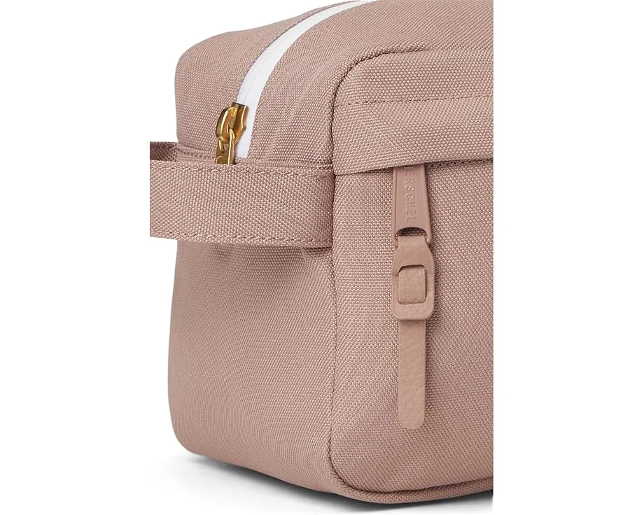 Дорожная косметичка Chapter с карманом на молнии Herschel Supply Co.