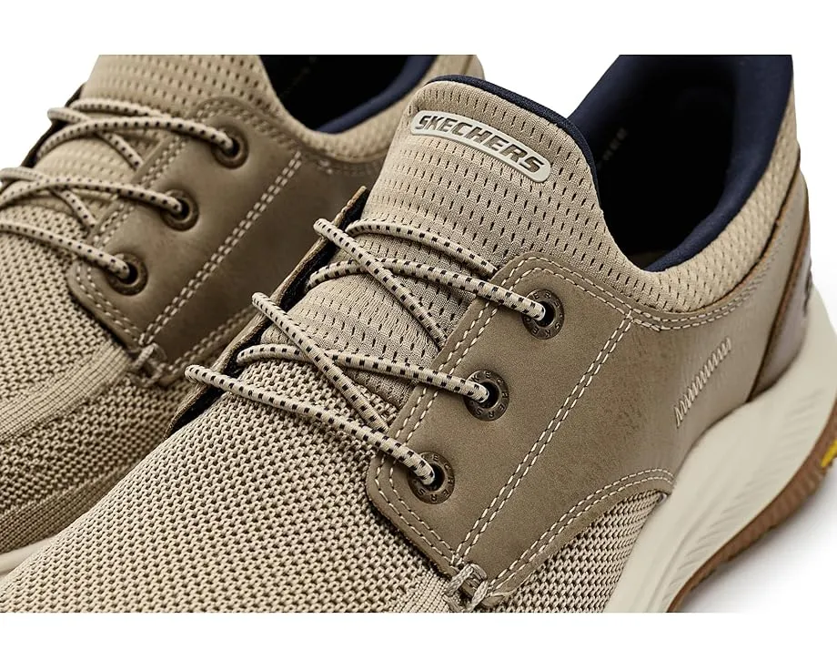 Кроссовки SKECHERS Meroe Alden с технологией Hands Free Slip ins и Goodyear подошвой