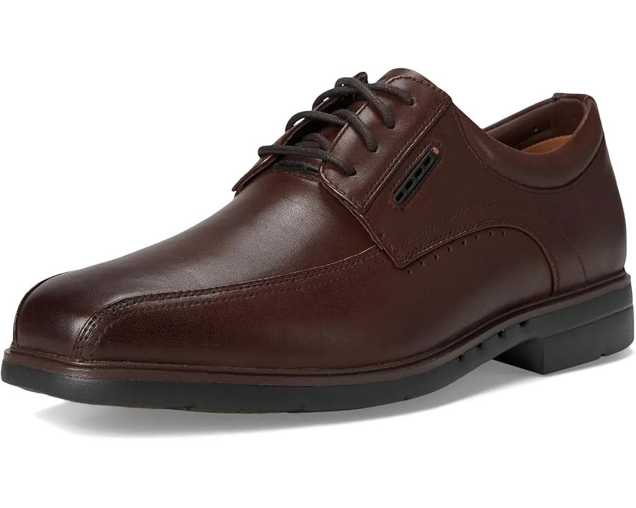 Clarks Un Kendric Way с кожаным верхом и круглым носком