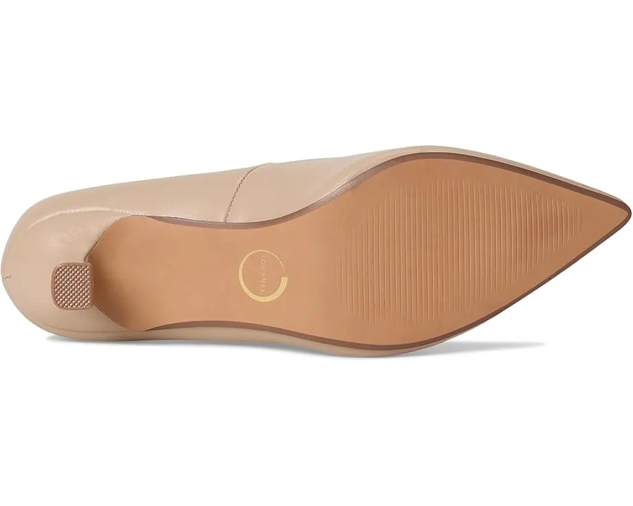 Туфли Journee Collection Pammie на каблуке kitten с заостренным носком и стелькой для комфорта