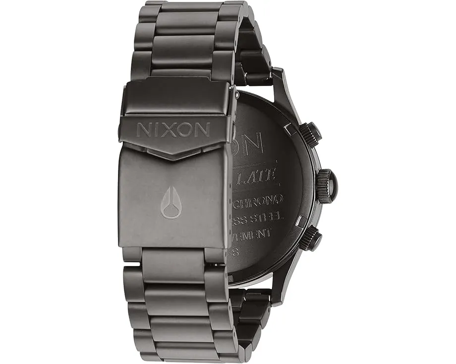 Nixon Sentry Chrono с корпусом из нержавеющей стали и водонепроницаемостью 100 метров