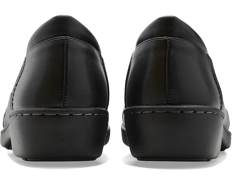 Сандалии Miami Y-strap Platform на платформе от Crocs
