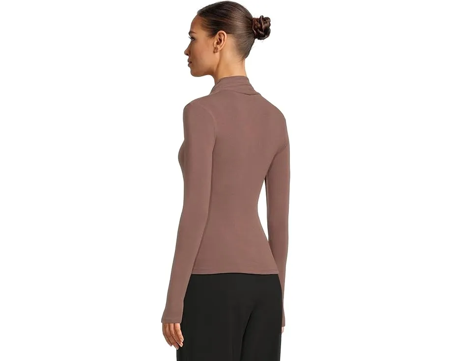 Топ Vince с длинным рукавом и запахом для утонченного силуэта