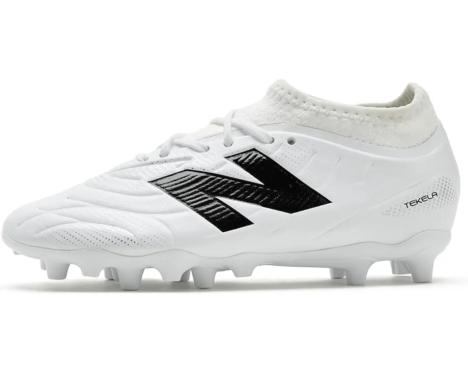 Детские бутсы для футбола Tekela Team Low FG V5 от New Balance Kids