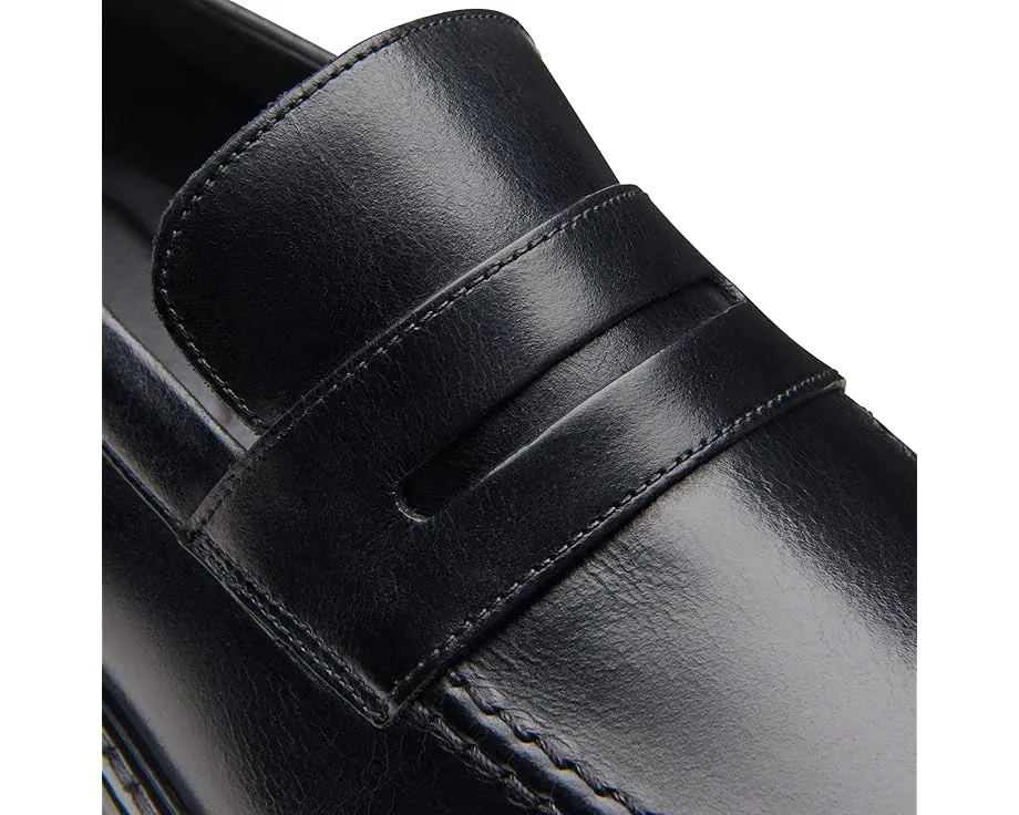 Clarks Aldwin Step с верхом из премиальной кожи и резиновой подошвой