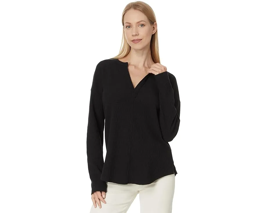 Топ Lilla P Rounded Hem Split Neck с разрезом на горловине и длинными рукавами