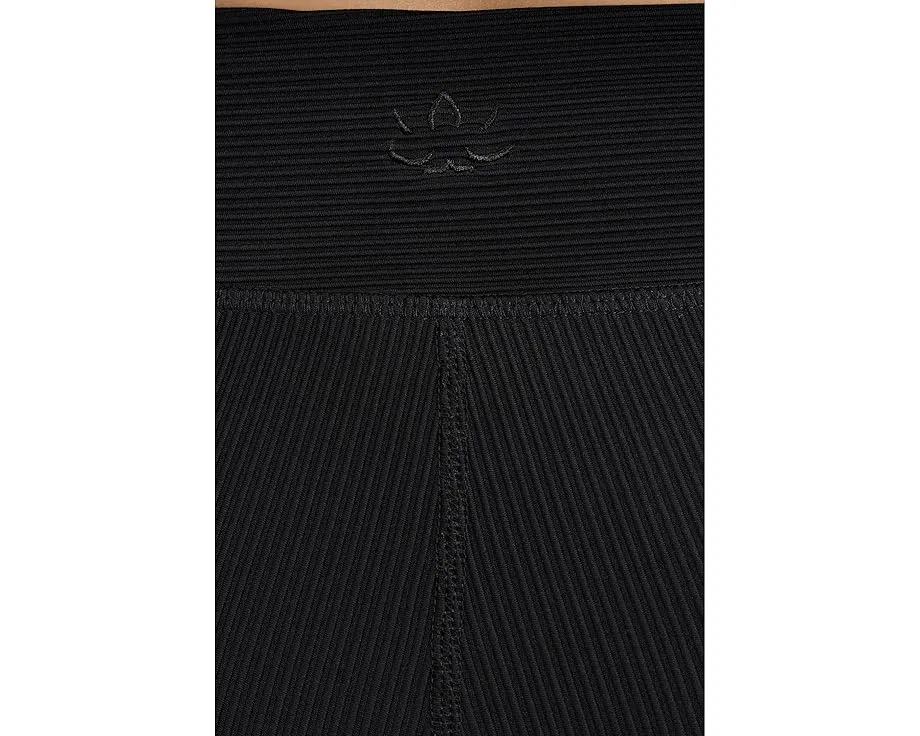 Велосипедки Beyond Yoga Impulse Ribbed с V-образным поясом и компрессией