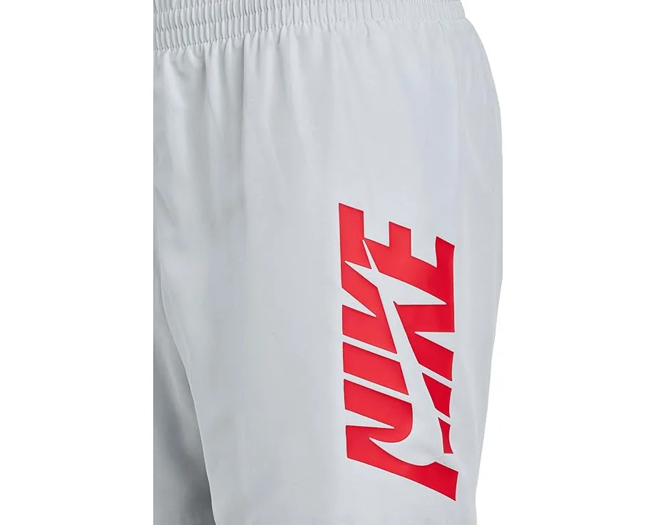 Шорты Nike Kids Breaker Cutout Swoosh 4 дюйма (10.16 см) с внутренними трусиками и вырезанным логотипом