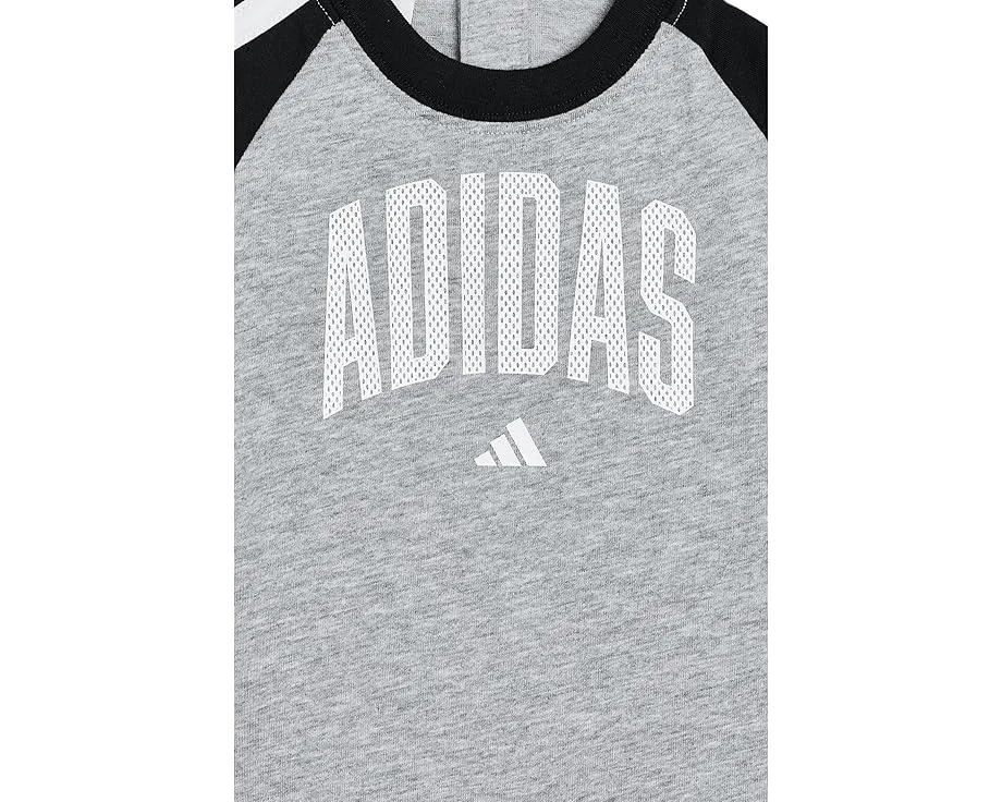 Комбинезон adidas для малышей с регланными рукавами и полосками