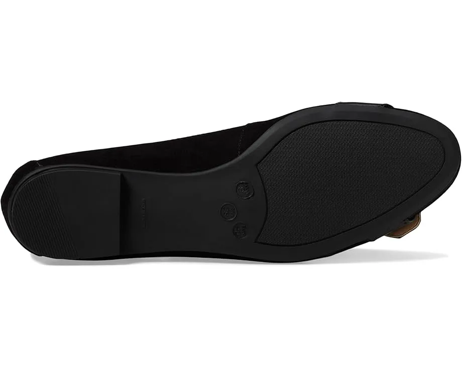 Балетки French Sole Ditto из замши с декоративной пряжкой