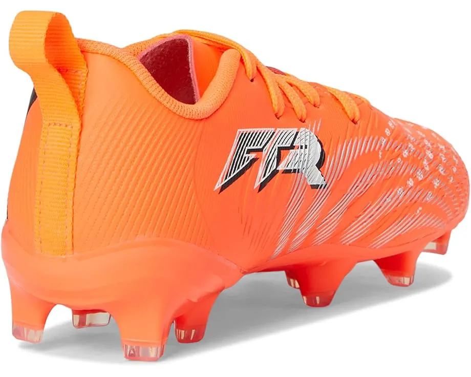 Детские футбольные бутсы PUMA Future 9 Play для твердого и искусственного покрытия с рельефными зонами сцепления