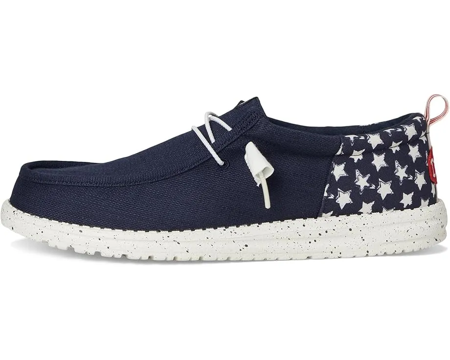 Кроссовки Hey Dude Wally Funk Americana Stars с круглым носком и съемной стелькой