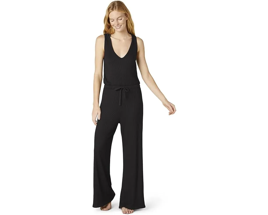 Комбинезон Jetsetter с V-образным вырезом и широкими брючинами Beyond Yoga