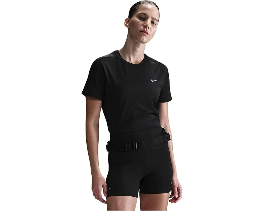 Беговой топ Nike Swift Dri-FIT с коротким рукавом и технологией отвода влаги