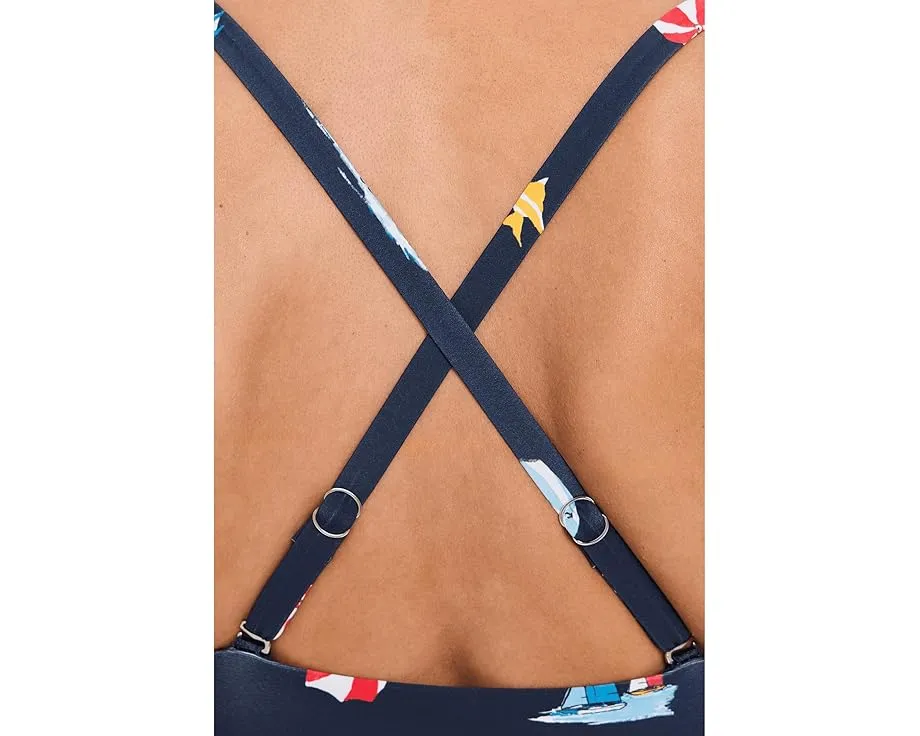 Цельный купальник Seafolly BeachClub с глубоким V-вырезом и съемными чашками