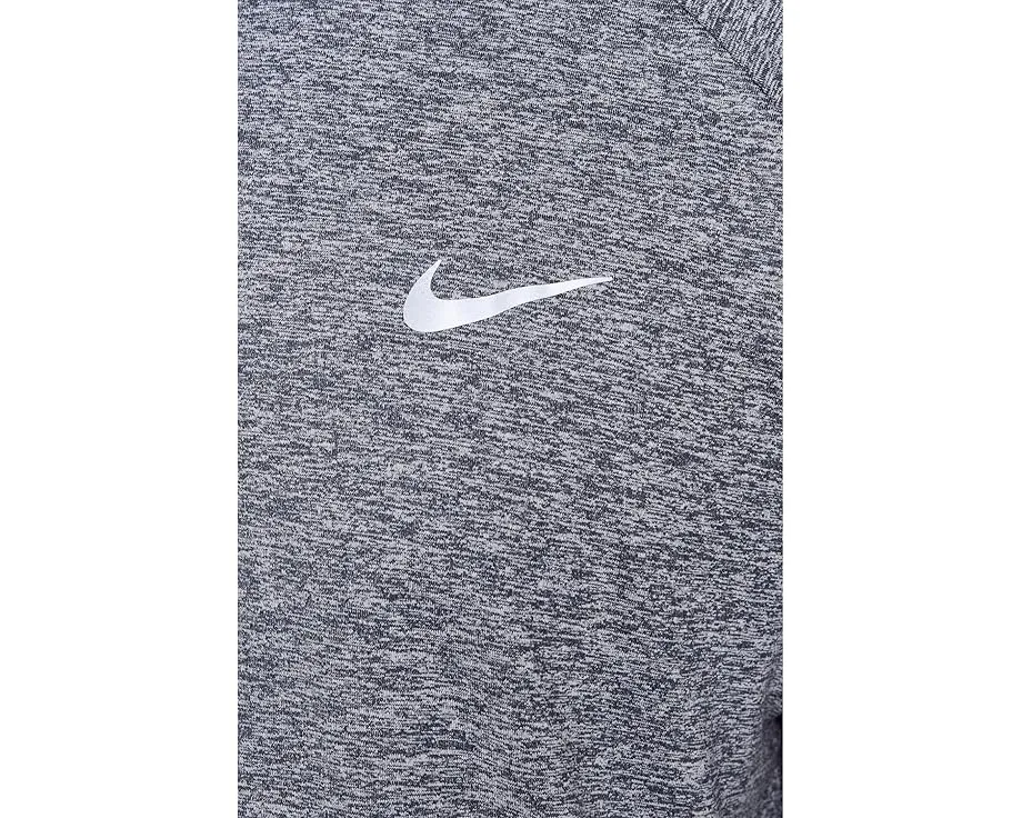 Беговой топ Nike Stride Dri-FIT с молнией 1/4