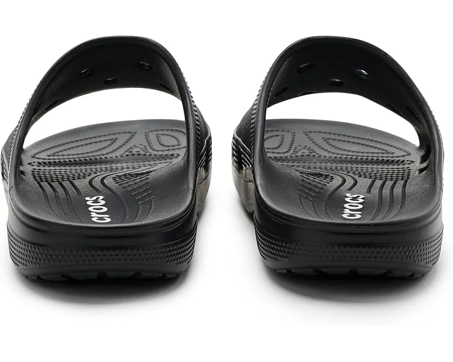 Классические шлепанцы Saturday Slides из пены Croslite от Crocs