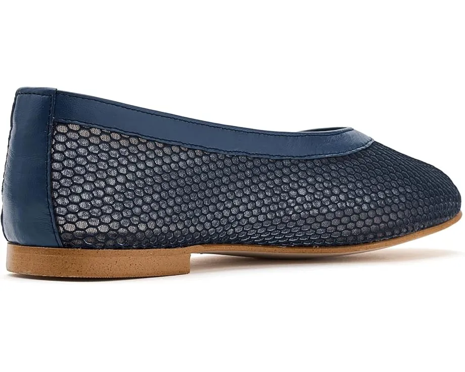 Балетки Renee из сетки с V-образным вырезом от French Sole