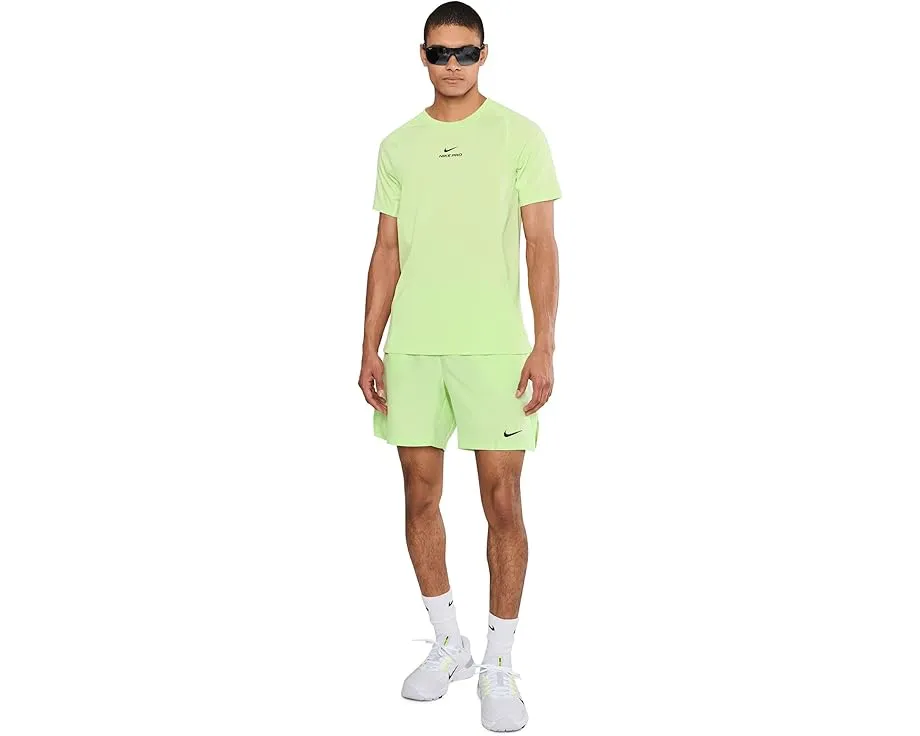 Теннисные шорты Nike Court Victory Dri-FIT длиной 7 дюймов (17.78 см) с технологией отвода влаги