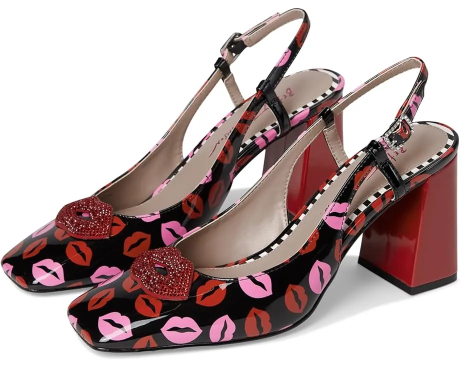 Туфли-лодочки Ashhley с принтом губ от Blue by Betsey Johnson