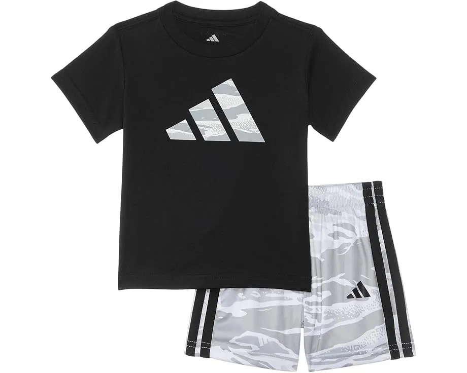Детский комплект adidas Kids из футболки и шорт с камуфляжным принтом AOP