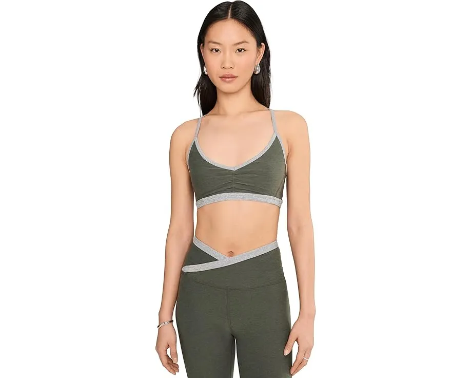Beyond Yoga спортивный топ Spacedye Outlines Strappy Bra с ремешками