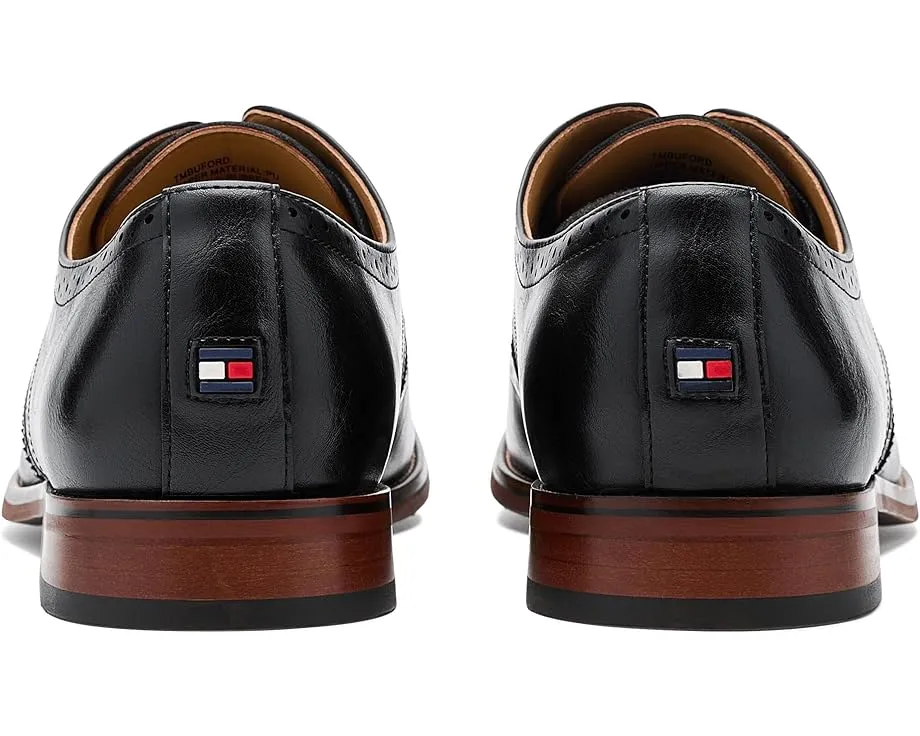 Оксфорды Tommy Hilfiger Buford с декоративными перфорациями и стелькой с памятью