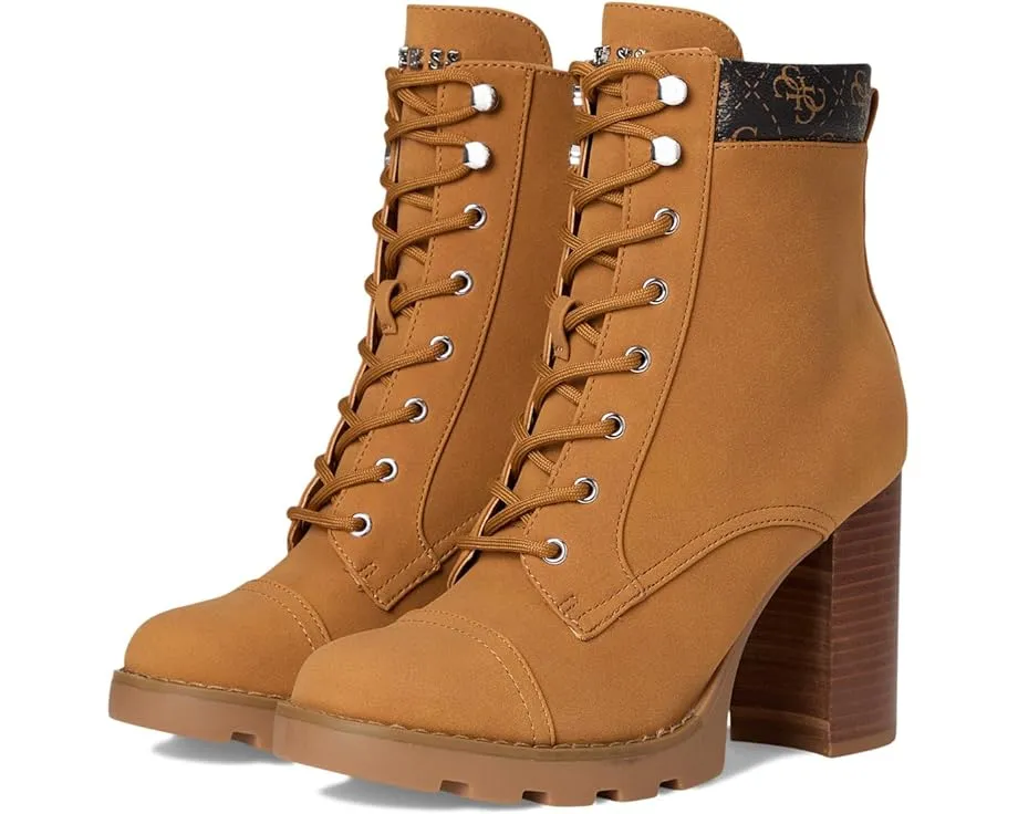 Ботильоны GUESS Nellsan на устойчивом каблуке с круглым носком