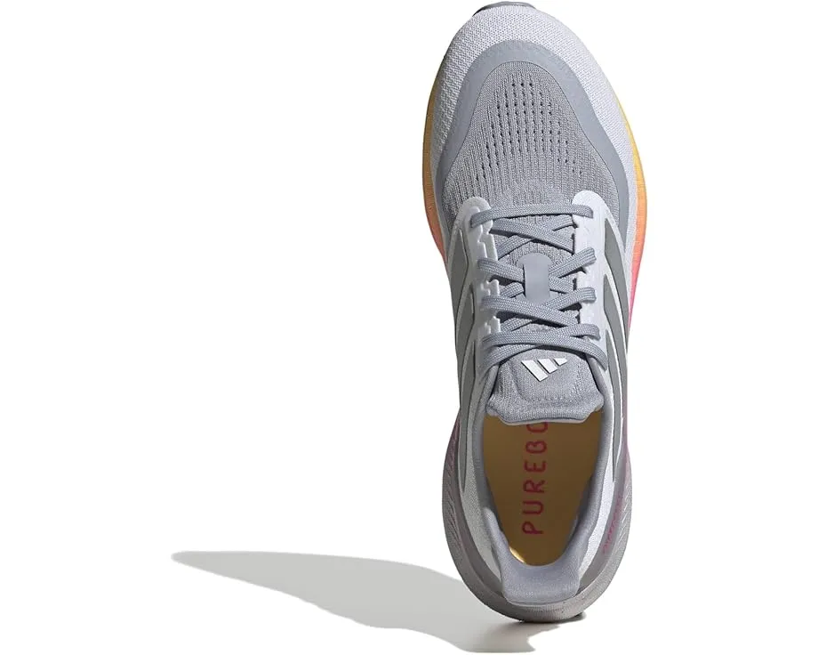 Беговые кроссовки Adidas Pureboost 5 с амортизацией BOOST и подошвой Adiwear