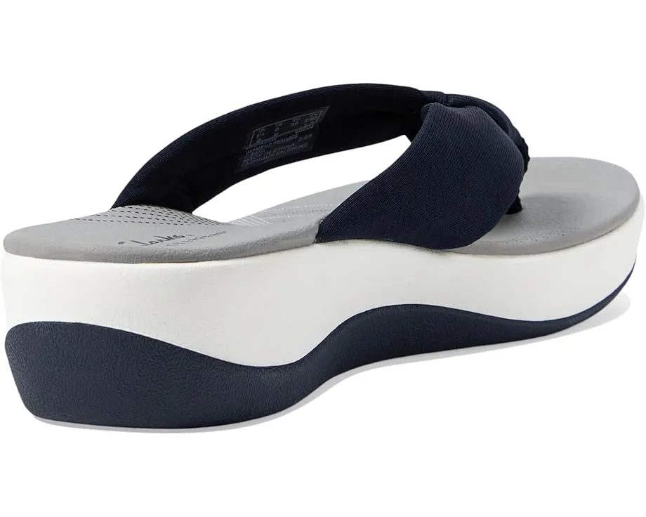 Сланцы Clarks Arla Glison с технологией Cloudsteppers и стелькой Cushion Plus