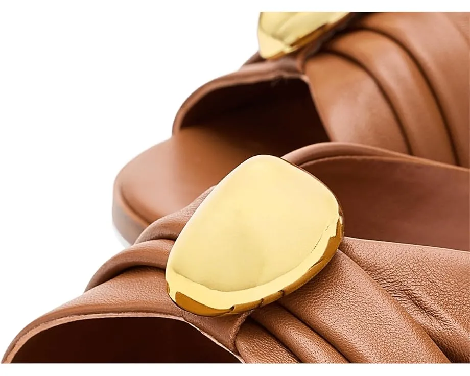 Сандалии Dalani с плиссированным декором от Marc Fisher LTD